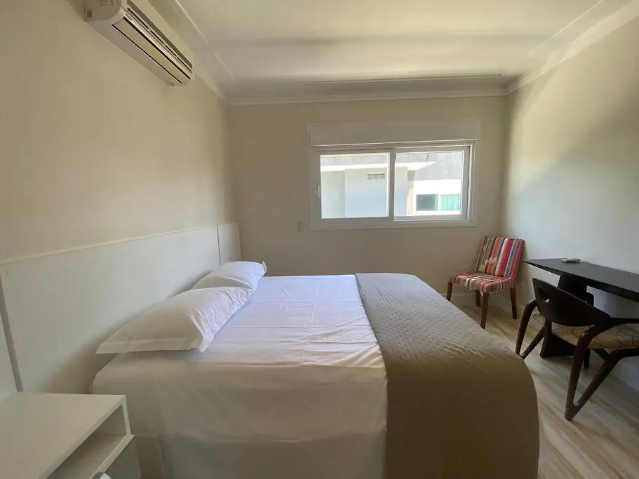 Villa Alto Padrao Jurere Internacional Florianópolis Ferienhaus